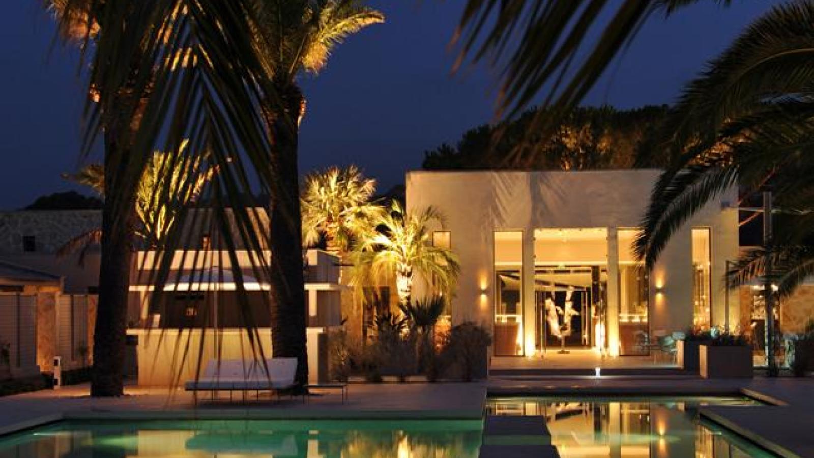 Video Hotel Sezz Saint-Tropez : un avant-goût du paradis